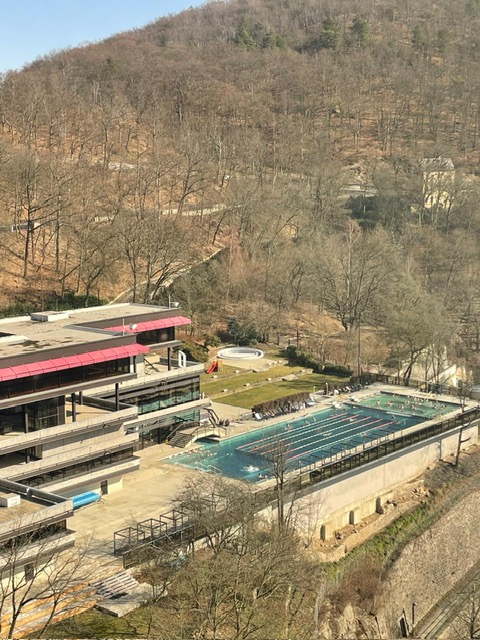 4d21c4ab-54c3-42a7-81c4-a282b8897d07 (1)