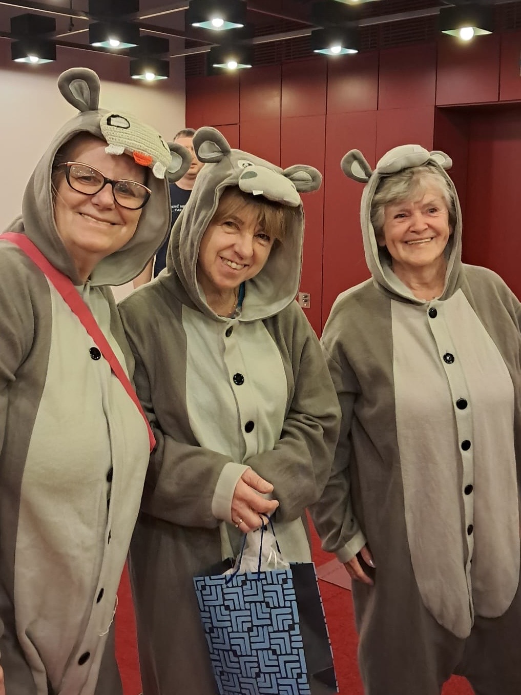 ca062442-26f1-477d-9a22-dfaed173bb21